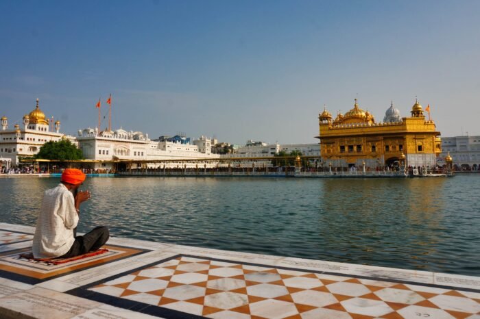 Golden Temple and Himachal Tour Package