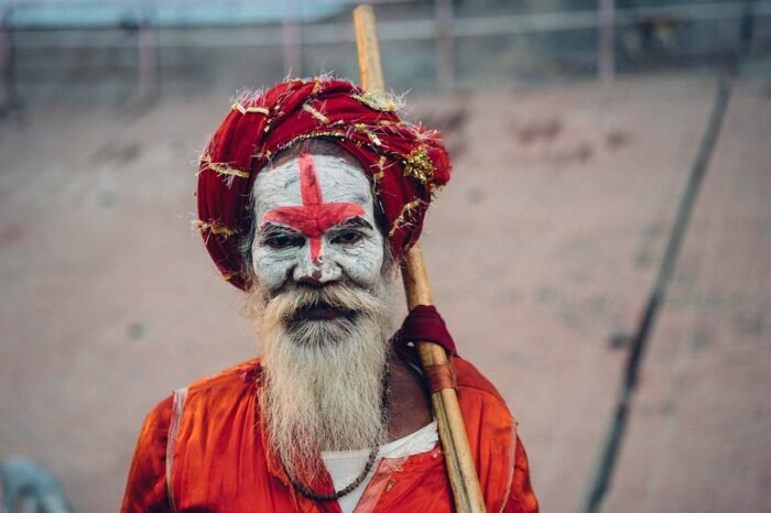 Palaces and Sadhus Tour <br> 12 days / 11 nights </br>